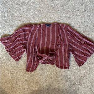 American Eagle tie front crop